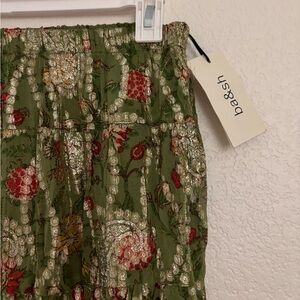 Brand new long skirt, green, brand new size S